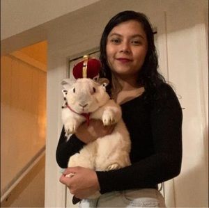 Meet your Posher, Idalia